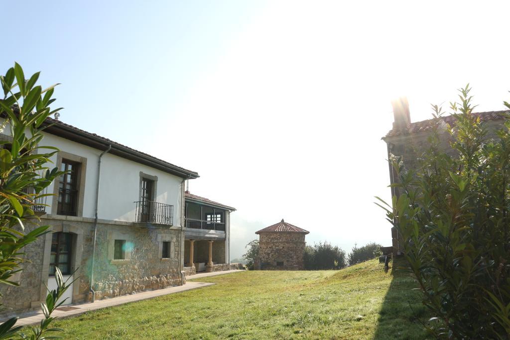 Hotel Casona Cuervo San Tirso de Candamo Екстериор снимка