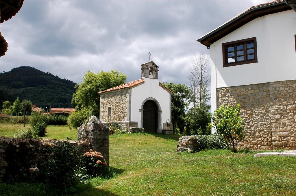 Hotel Casona Cuervo San Tirso de Candamo Екстериор снимка