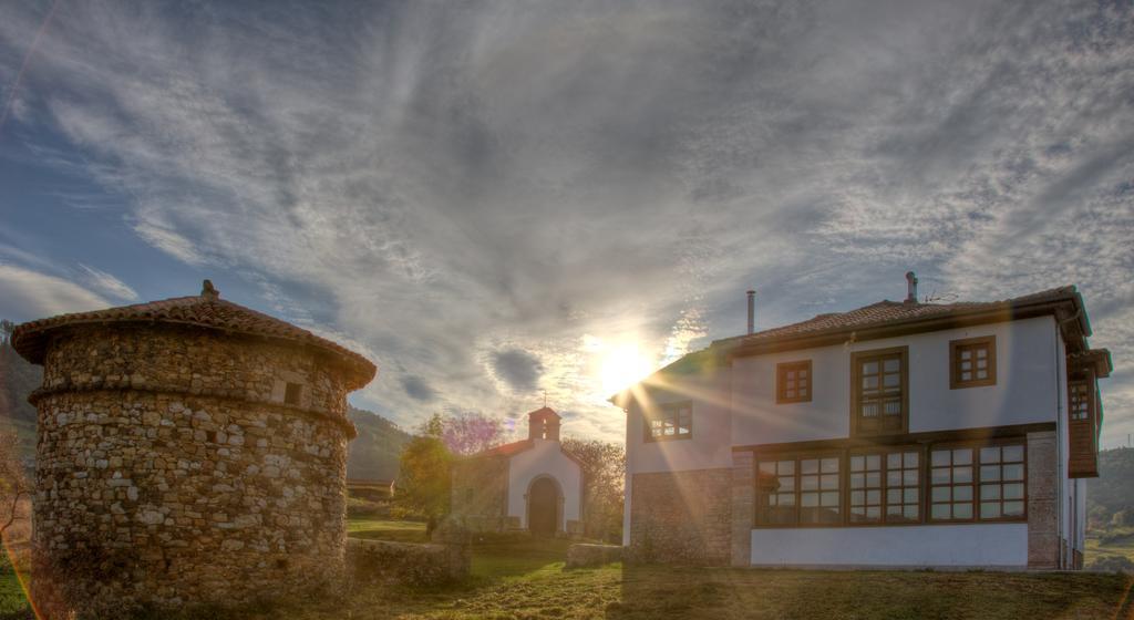 Hotel Casona Cuervo San Tirso de Candamo Екстериор снимка
