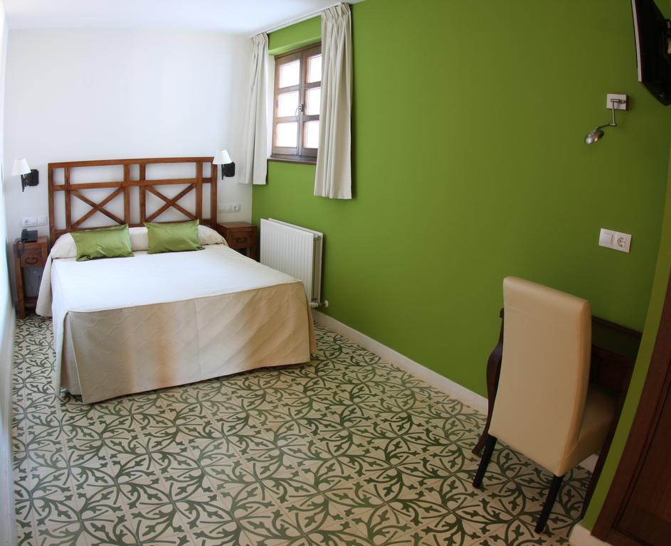 Hotel Casona Cuervo San Tirso de Candamo Екстериор снимка